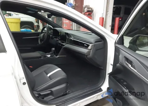 2025 Toyota Camry Se z USA, uszkodzony, nr VIN 4T1DAACK9SU003598